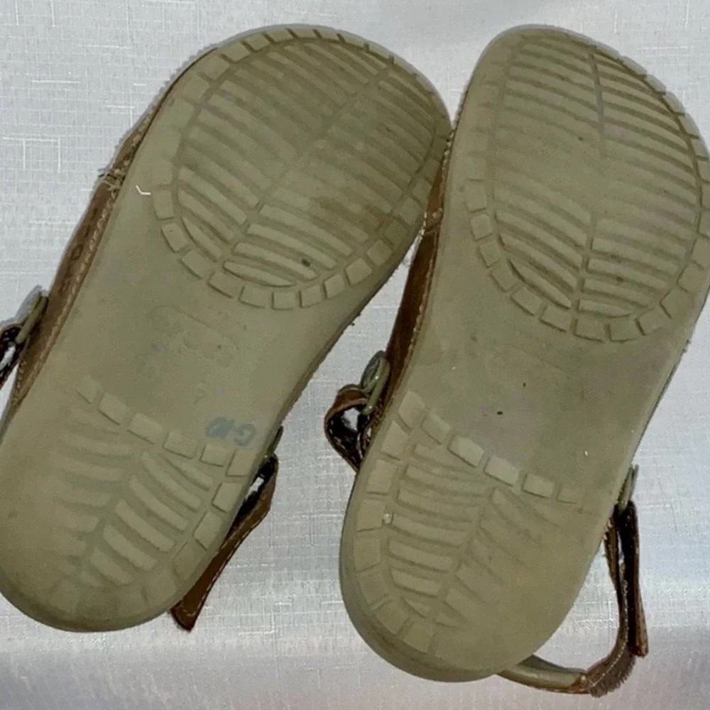 CROCS unisex m7